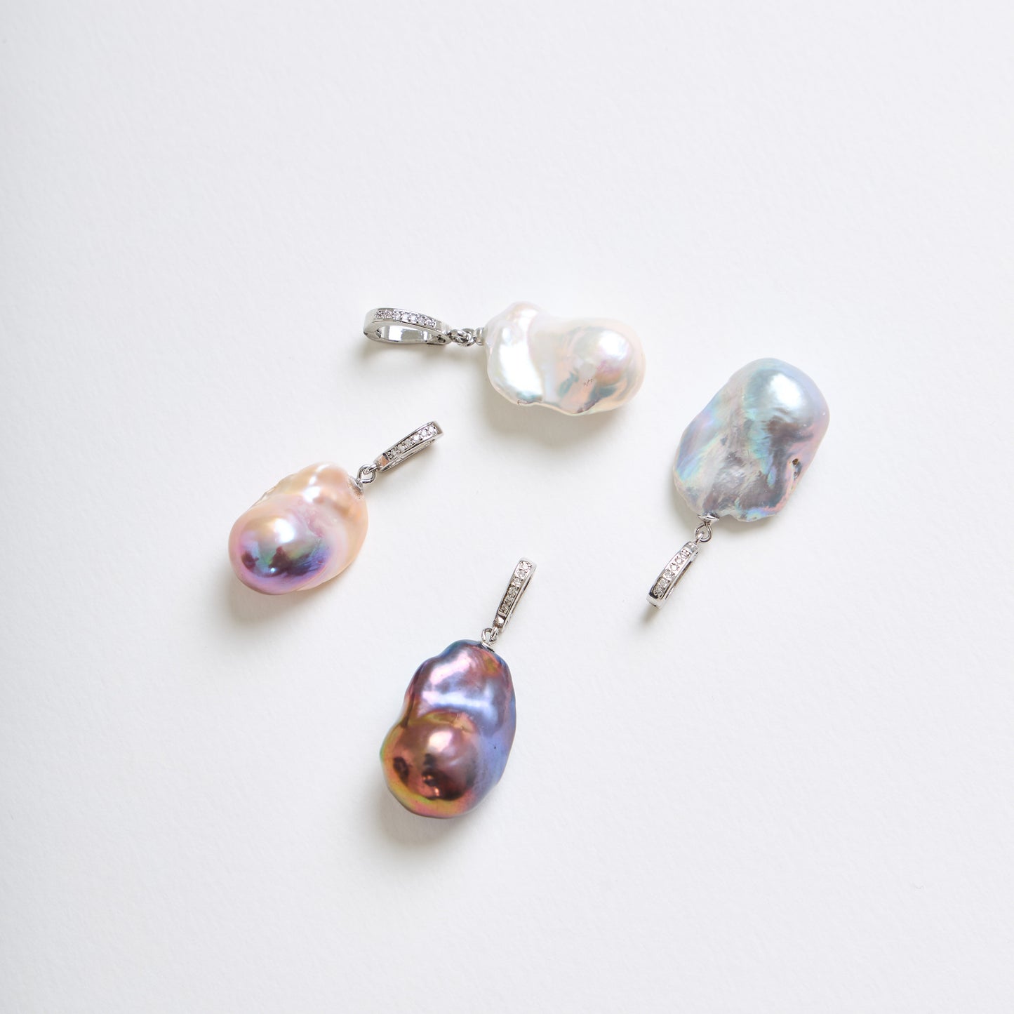 Freshwater Baroque Pearl Pendant