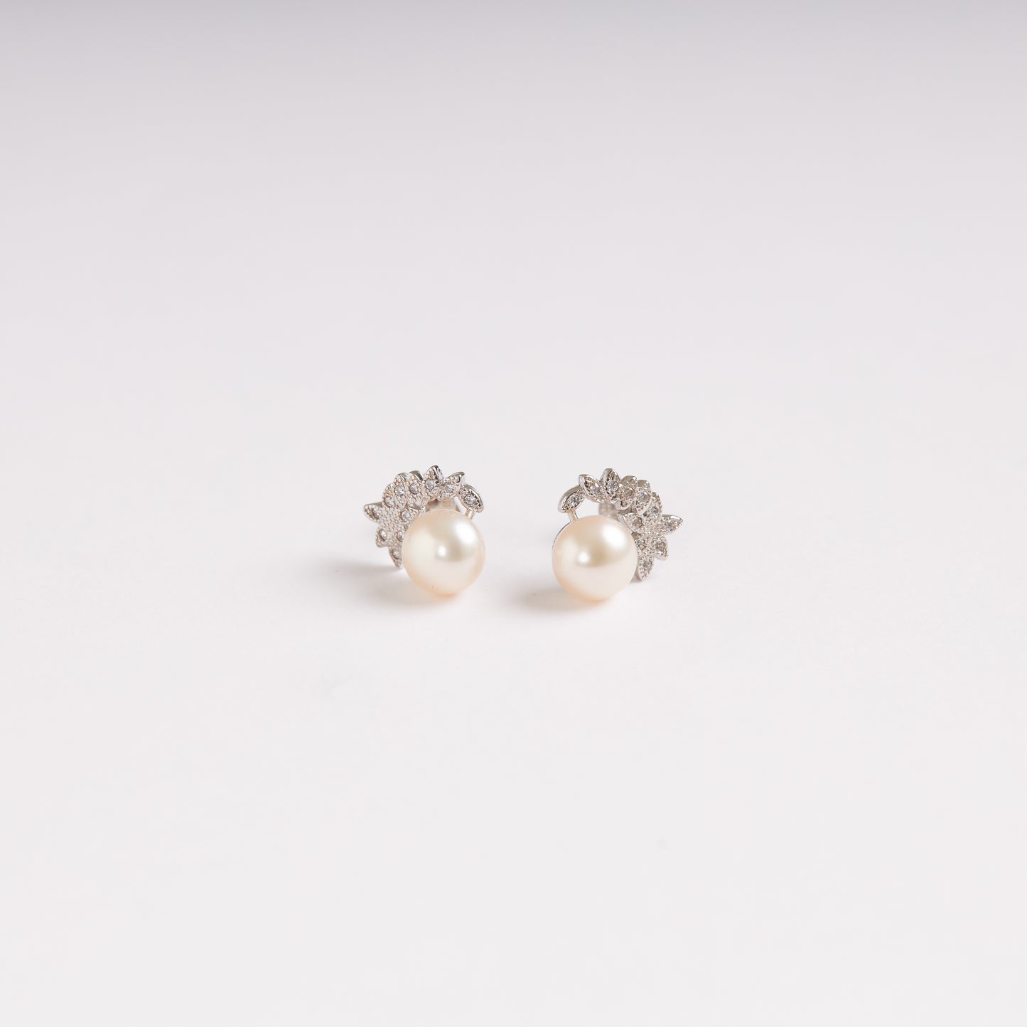 Freshwater Pearl Earrings