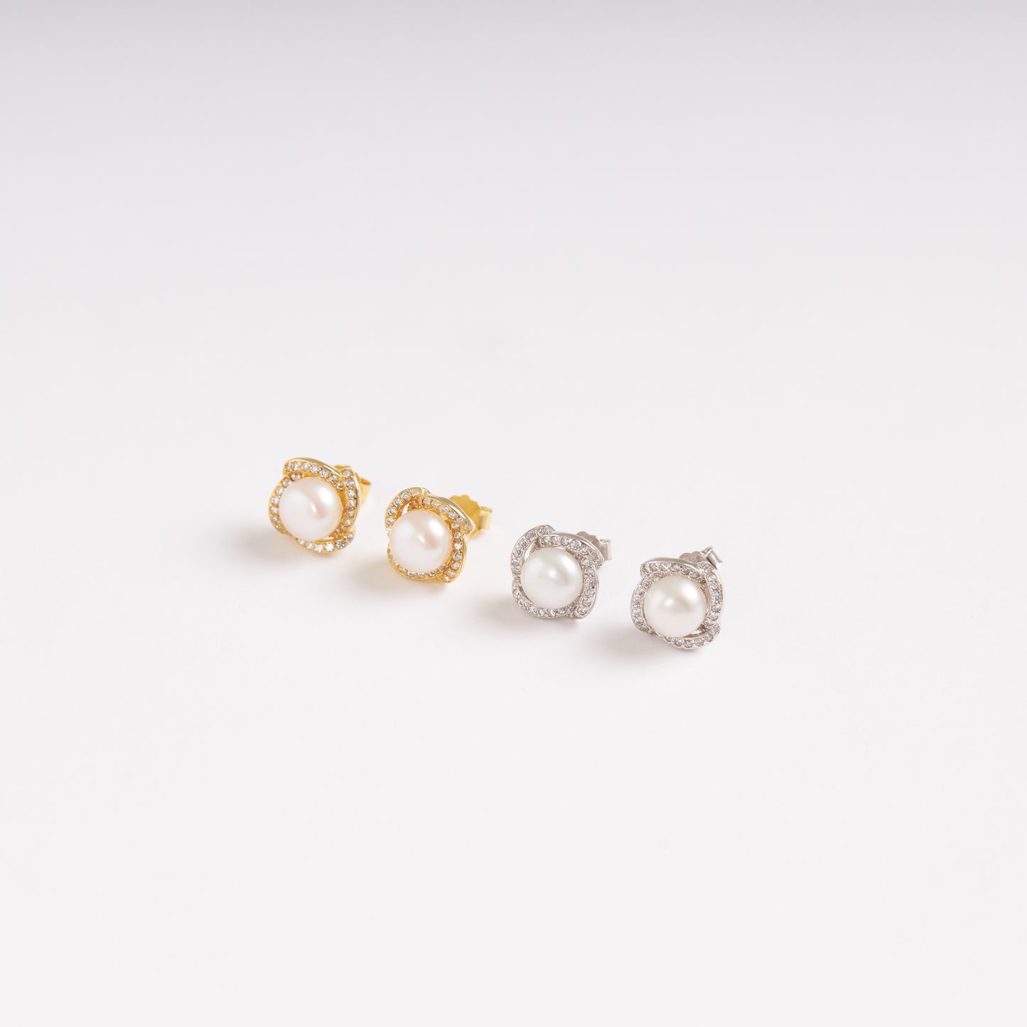 Freshwater Pearl Earrings
