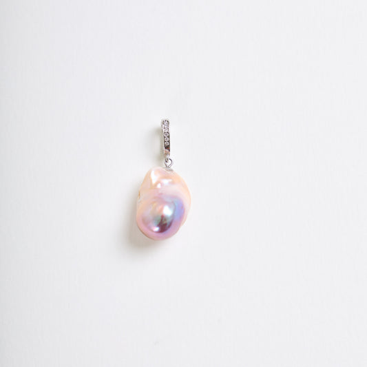Freshwater Baroque Pearl Pendant