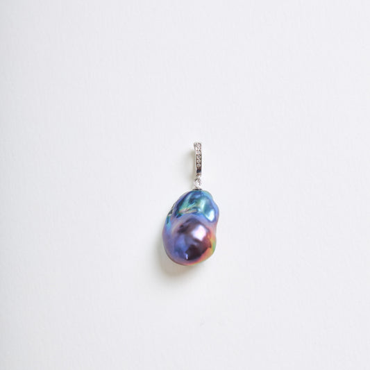 Freshwater Baroque Pearl Pendant