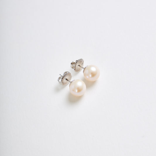 Freshwater Pearl Earrings