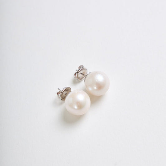 Freshwater Pearl Earrings